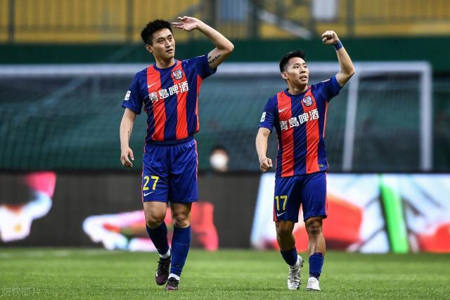 朱建荣双响难救主 青岛队防线顽疾让吴金贵也无奈